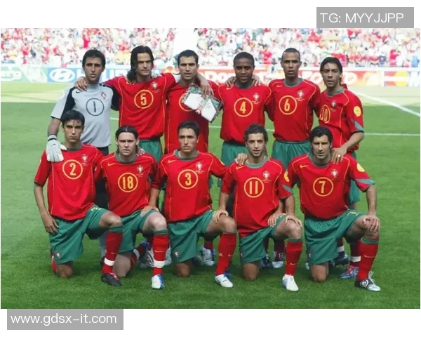 足球巨星背后的偶像启蒙之路盘点与分析